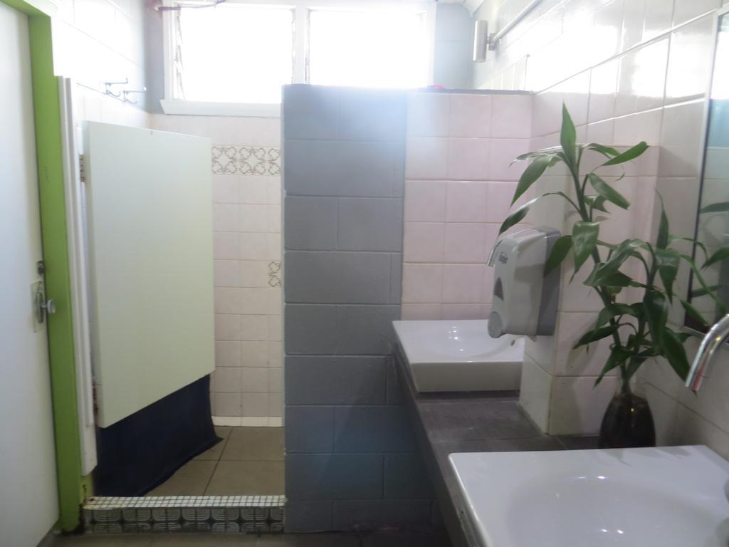 Asylum Cairns Share House旅舍 外观 照片